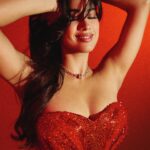 Janhvi kapoor Red Hot - semxstories